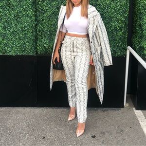 Snake skin set, trench coat and pants